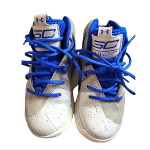 Under Armour Kids Basketball shoes